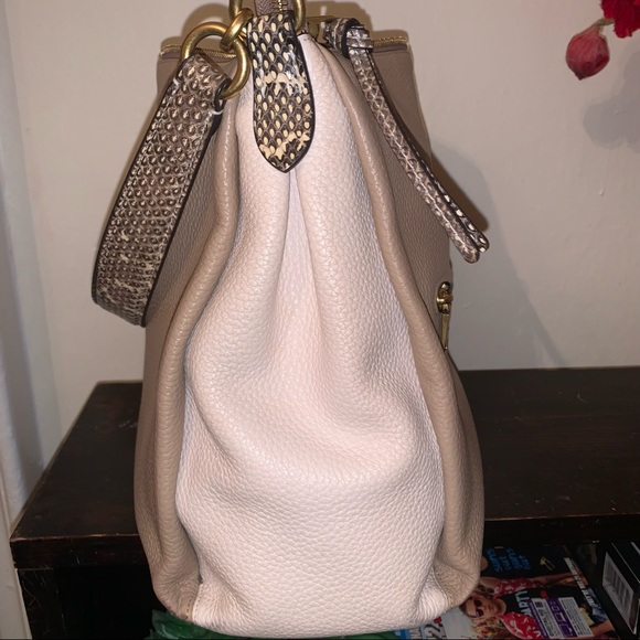Coach Shay Shoulder Bag with Snakeskin Detail - Picture 6 of 8